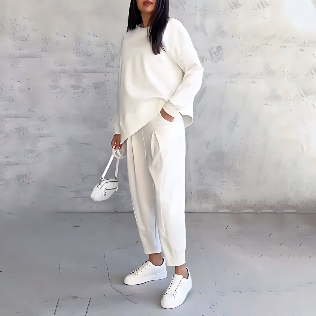 Isabeau | Kompletní Dvoudílný Stylový a Univerzální