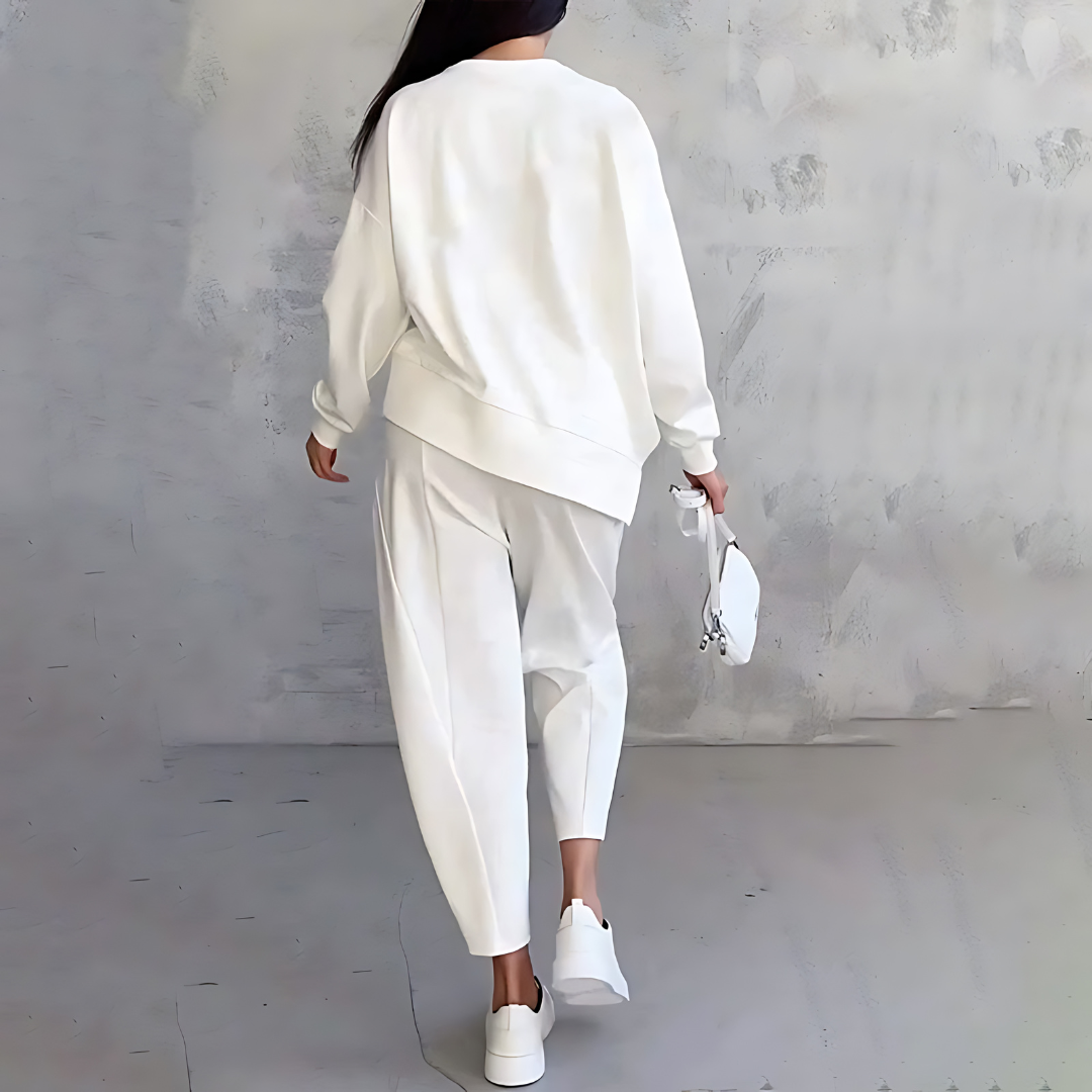 Isabeau | Kompletní Dvoudílný Stylový a Univerzální