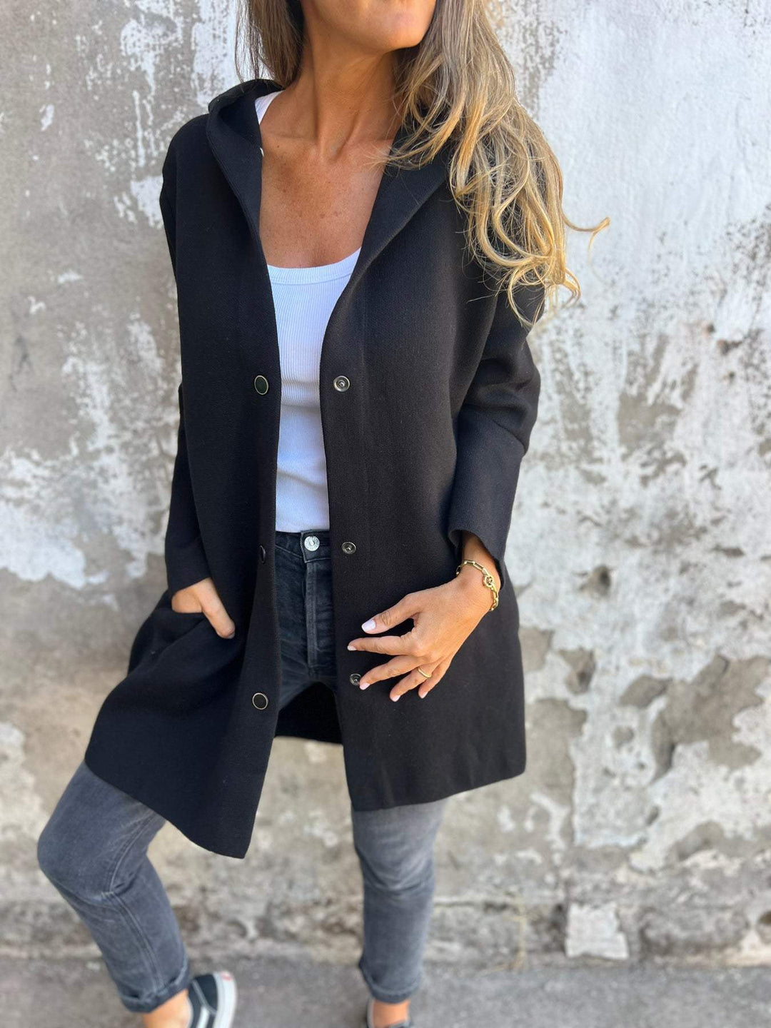 Adelina | Svetřík s knoflíky a kapucí