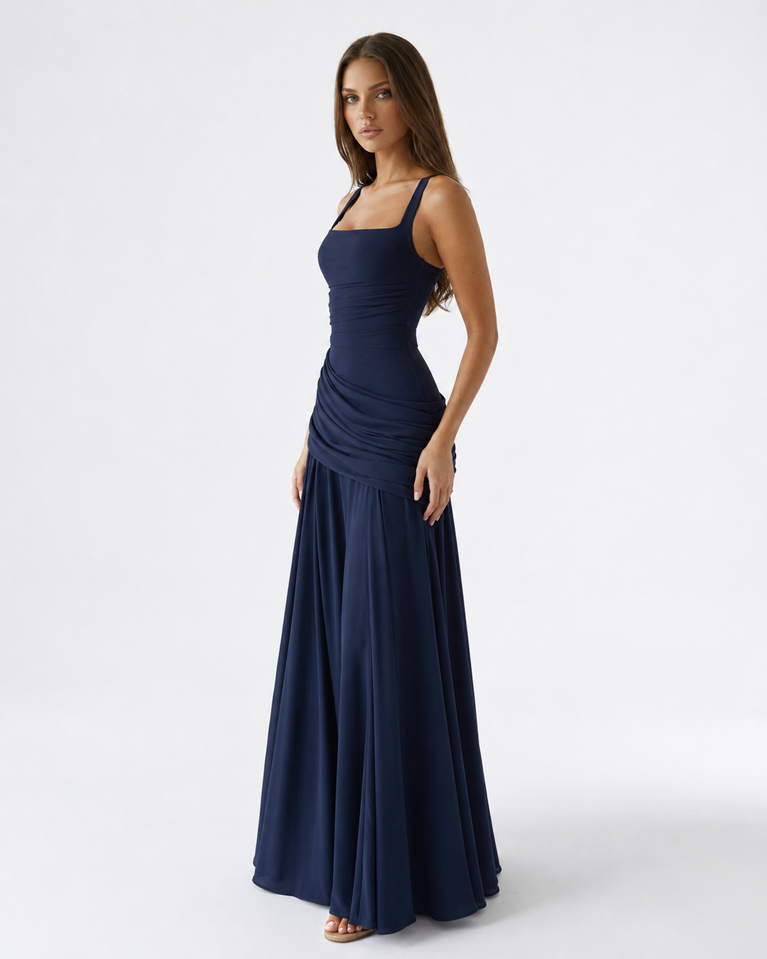 ENIE | Maxikleid mit Gerafftem Eckigem Ausschnitt