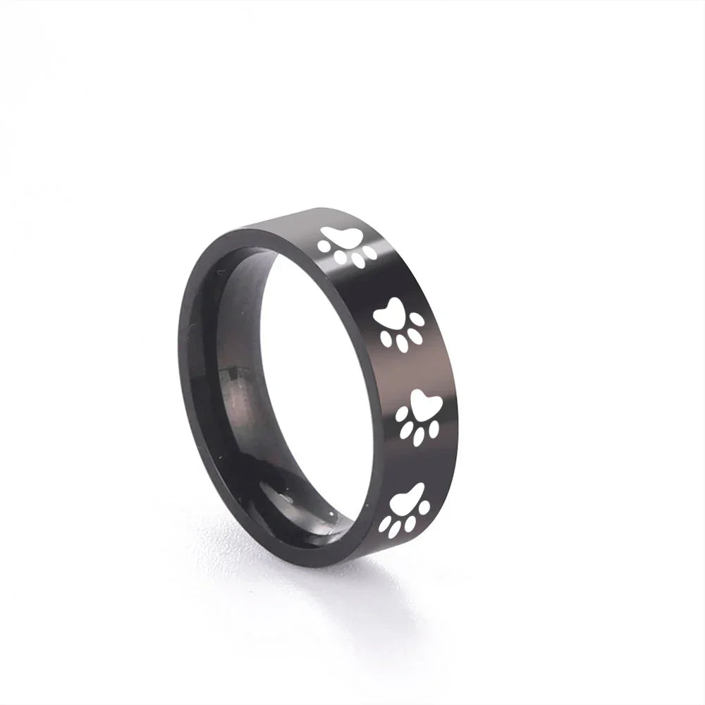 Pfotenring aus Edelstahl – Symbolischer Schmuck für Tierfreunde