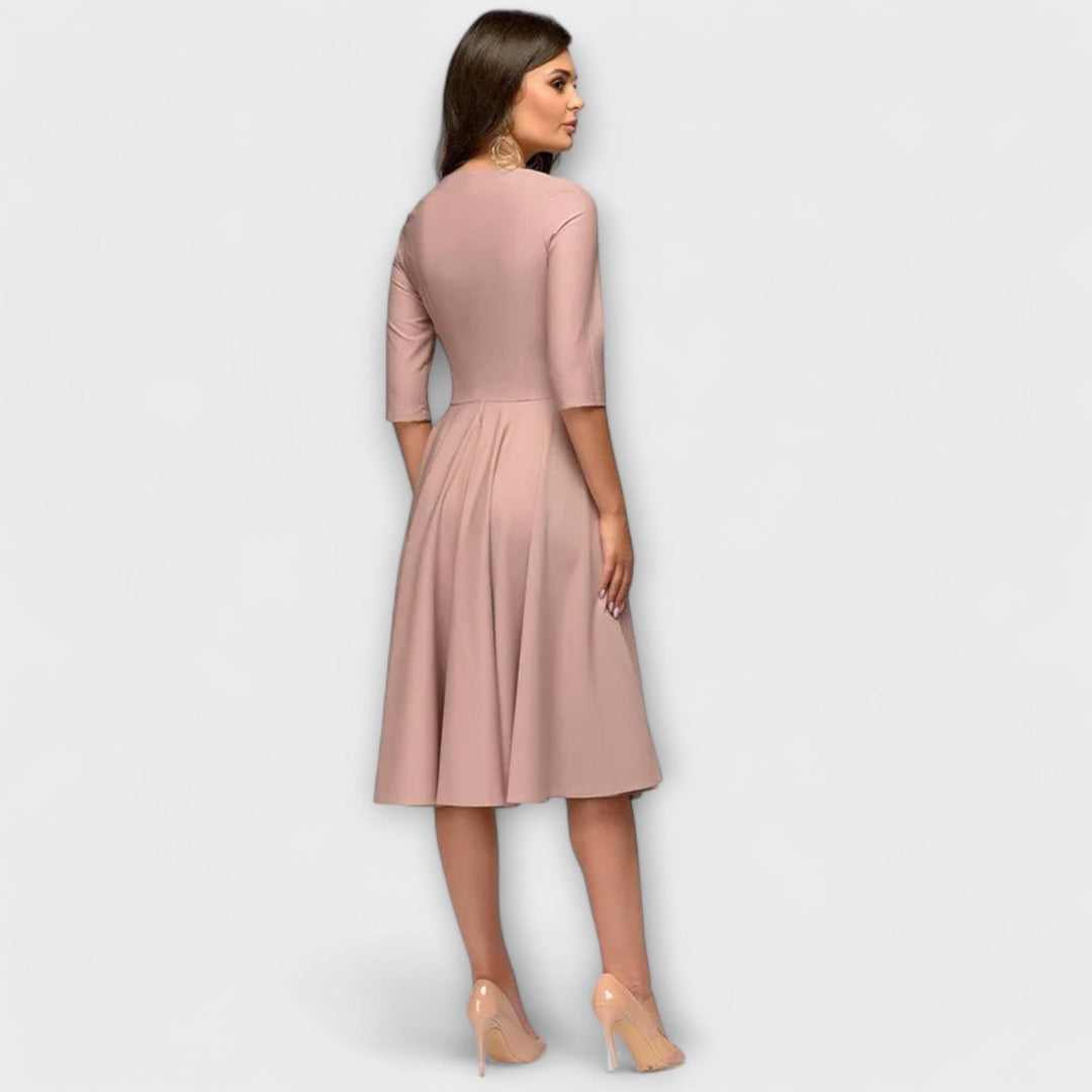 Milena | Elegantní šaty typu swing s páskem