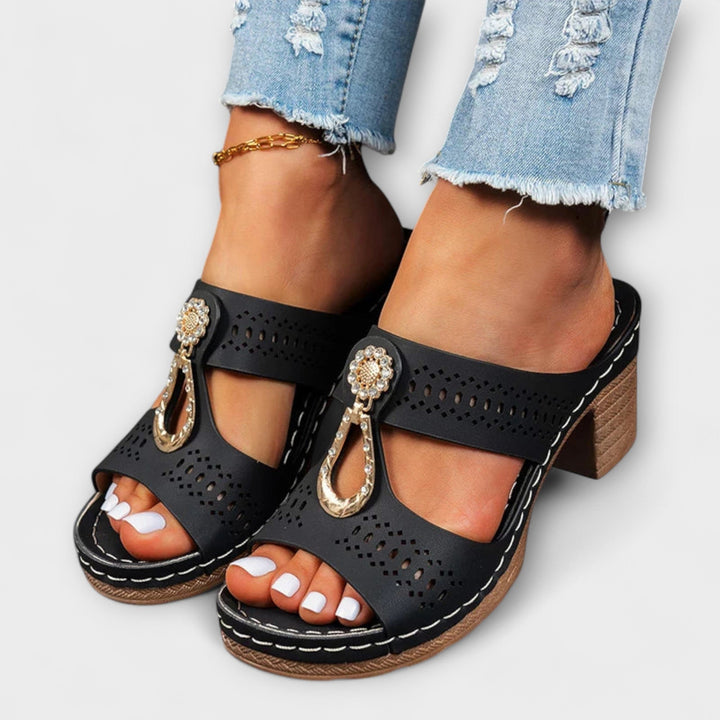 Clarabelle | Elegantní ortopedické sandály
