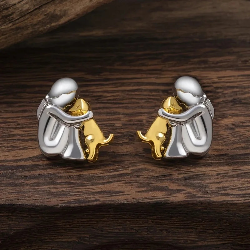 Süße Zweifarbige Umarmungs Ohrstecker in Silber & Gold